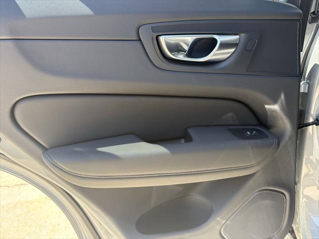 2026 Volvo XC60 B5 Core