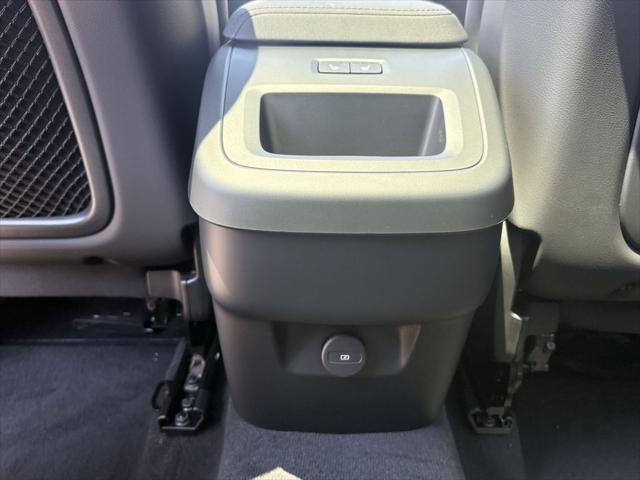 2026 Volvo XC60 B5 Core