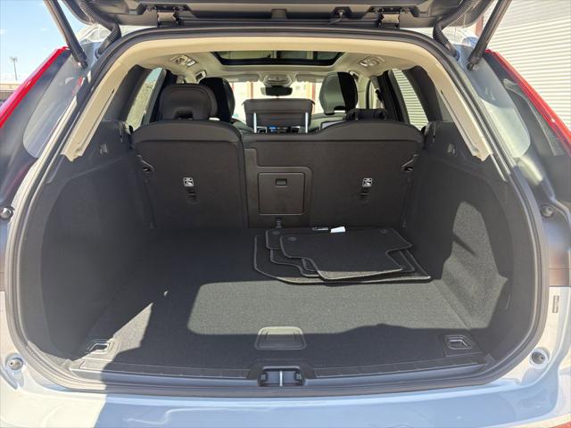 2026 Volvo XC60 B5 Core