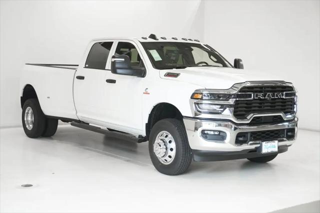 2026 Ram 3500 Tradesman Crew Cab 4x4 8' Box