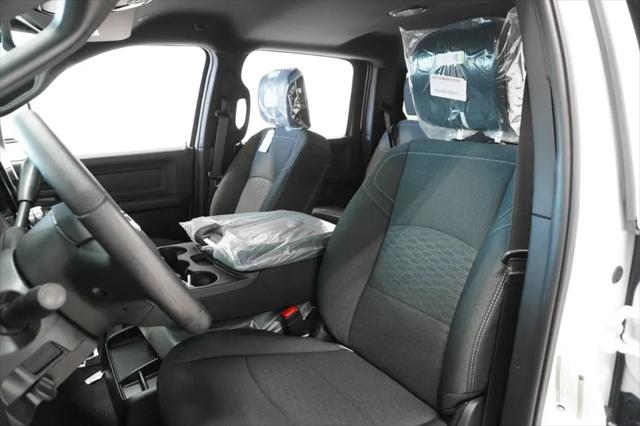 2026 Ram 3500 Tradesman Crew Cab 4x4 8' Box