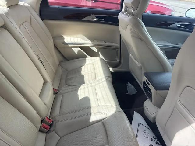 2015 Lincoln MKZ Hybrid Hybrid