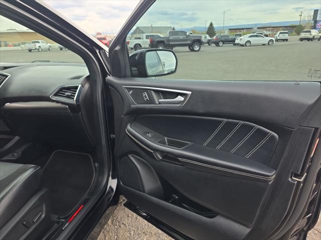 2022 Ford Edge ST