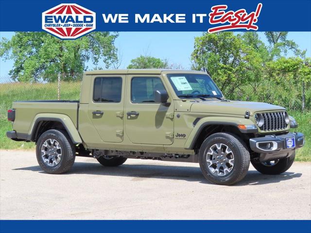 2026 Jeep Gladiator GLADIATOR SAHARA 4X4 2026 Jeep Gladiator GLADIATOR SAHARA 4X4