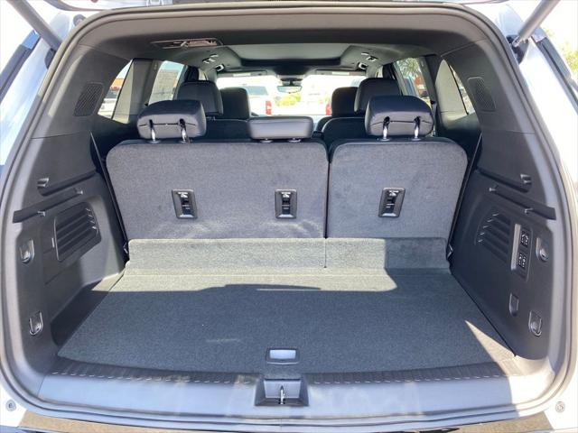 2026 GMC Acadia Denali FWD