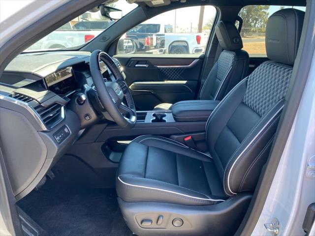 2026 GMC Acadia Denali FWD