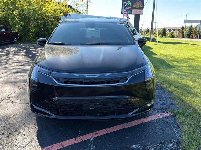 2027 Chrysler Pacifica PACIFICA SELECT