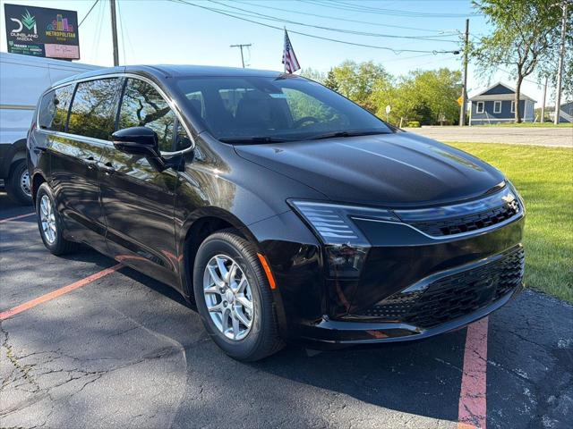 2027 Chrysler Pacifica PACIFICA SELECT