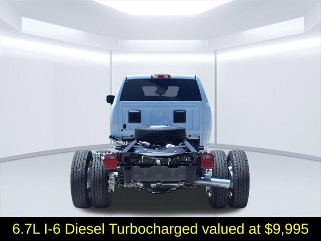 2026 RAM 5500 Chassis RAM 5500 TRADESMAN CHASSIS CREW CAB 4X4 84 CA