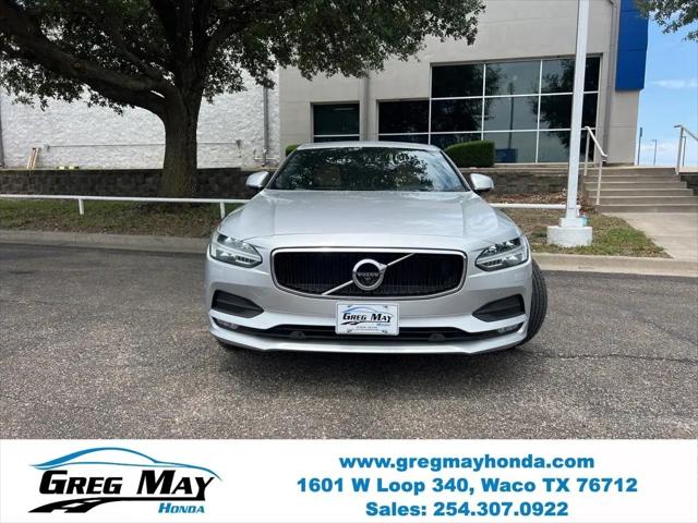 2018 Volvo S90 T5 Momentum