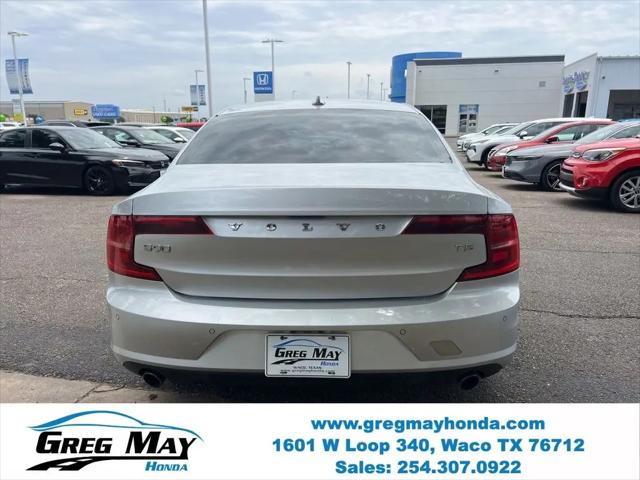 2018 Volvo S90 T5 Momentum