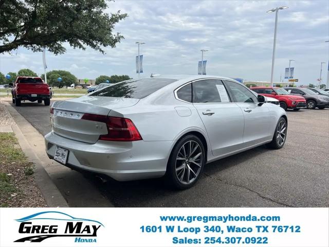 2018 Volvo S90 T5 Momentum