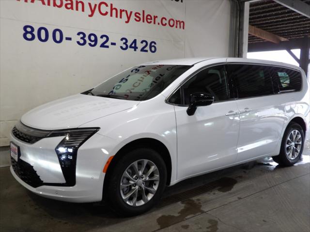 2027 Chrysler Pacifica Select