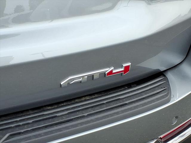 2026 GMC Yukon 4WD AT4