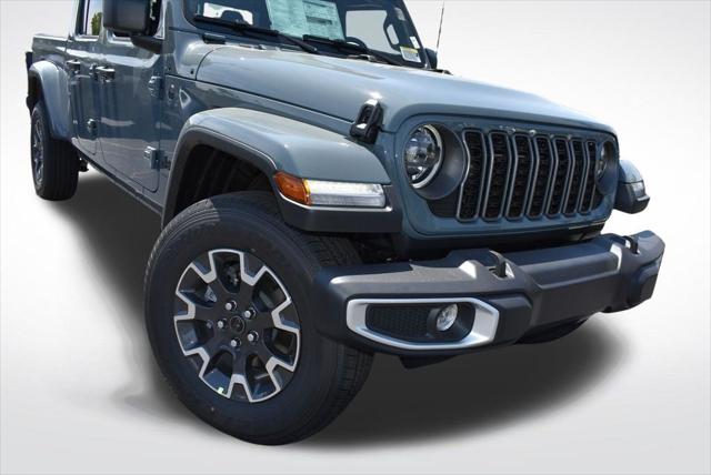 2026 Jeep Gladiator GLADIATOR SAHARA 4X4
