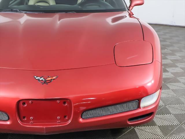 2004 Chevrolet Corvette Base