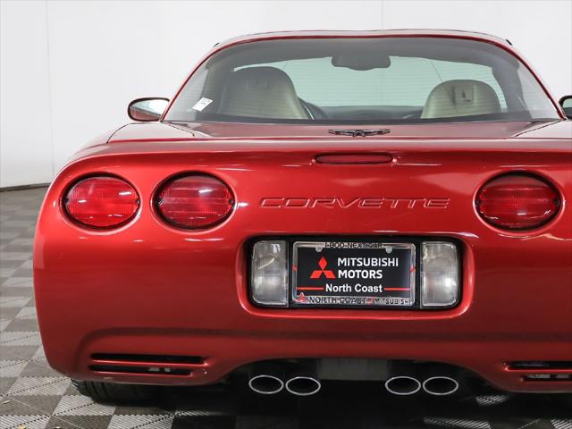 2004 Chevrolet Corvette Base