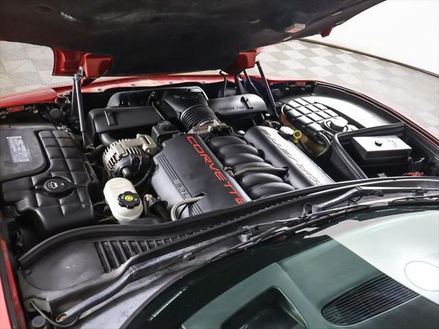 2004 Chevrolet Corvette Base