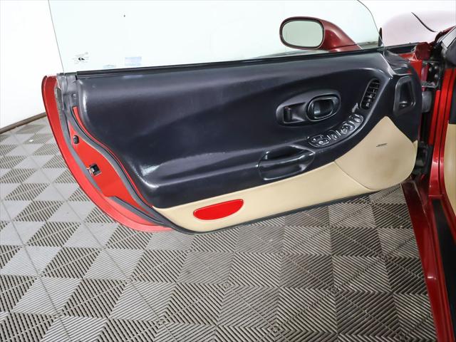 2004 Chevrolet Corvette Base