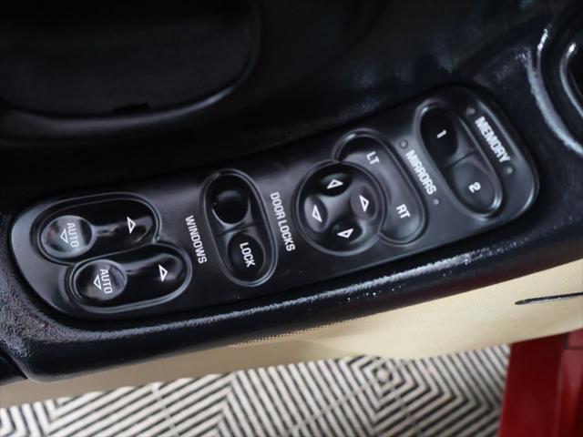 2004 Chevrolet Corvette Base