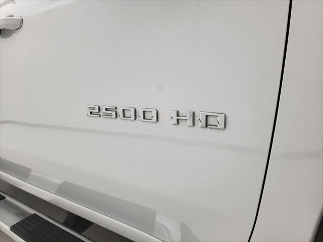 2025 Chevrolet Silverado 2500HD 4WD Crew Cab Standard Bed LT