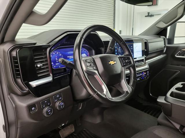 2025 Chevrolet Silverado 2500HD 4WD Crew Cab Standard Bed LT
