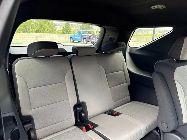 2026 Chevrolet Traverse FWD LT