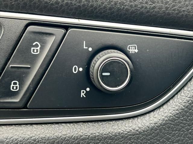 2017 Volkswagen Passat 1.8T R-Line