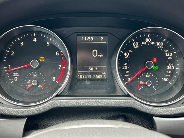 2017 Volkswagen Passat 1.8T R-Line