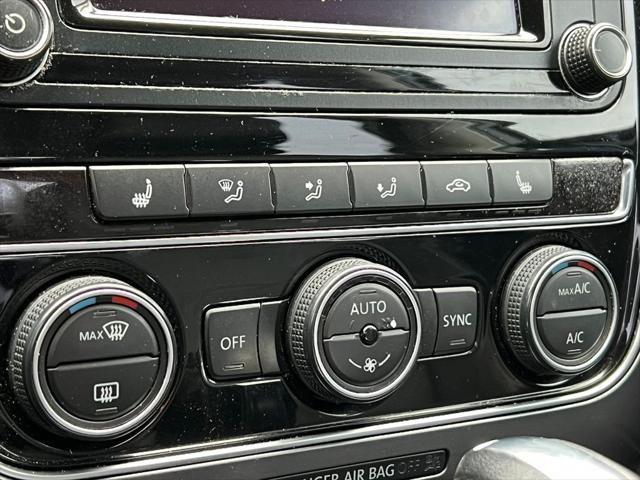 2017 Volkswagen Passat 1.8T R-Line