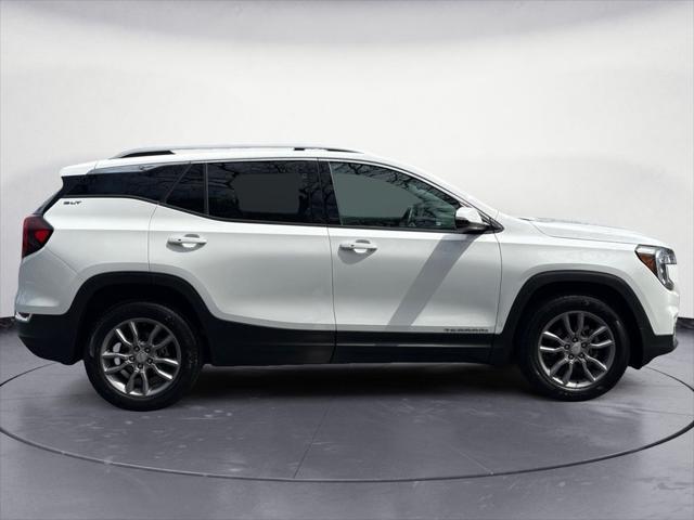 2024 GMC Terrain AWD SLT