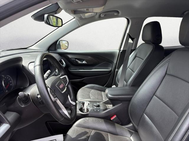 2024 GMC Terrain AWD SLT