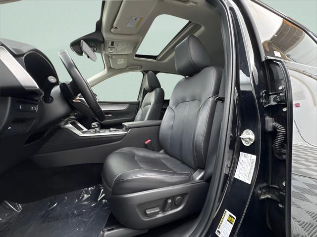 2024 Mazda X-90 3.3 Turbo Preferred Plus