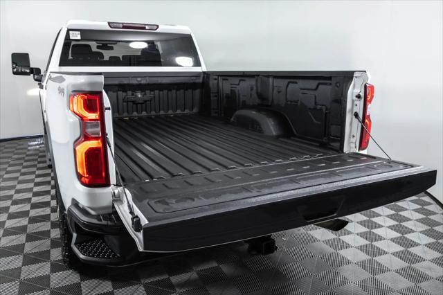 2021 Chevrolet Silverado 2500HD 4WD Crew Cab Long Bed Custom