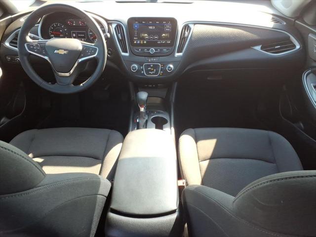 2025 Chevrolet Malibu FWD RS