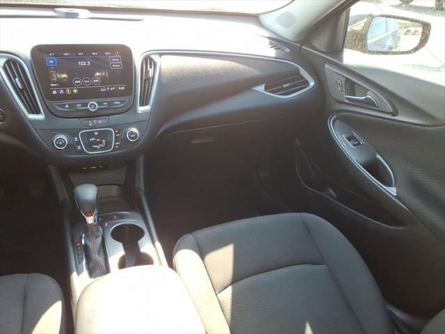 2025 Chevrolet Malibu FWD RS
