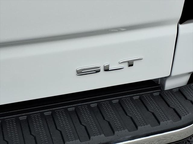 2026 GMC Sierra 1500 Crew Cab, Standard Bed, SLT, 4WD