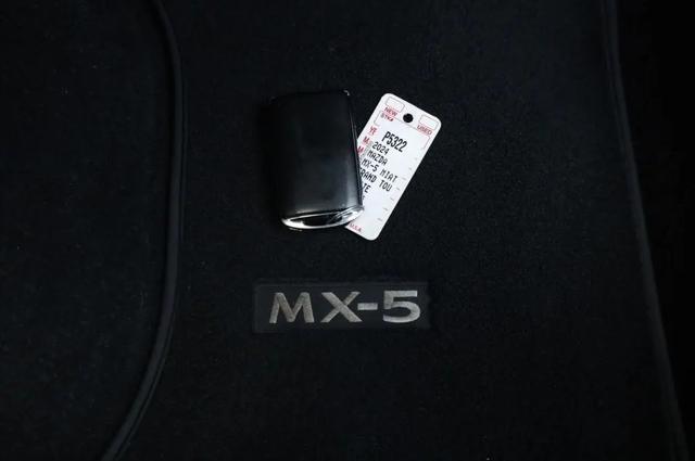 2024 Mazda MX-5 Grand Touring