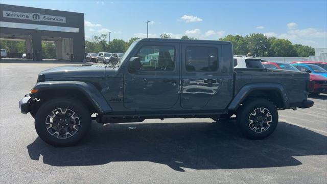 2026 Jeep Gladiator GLADIATOR SAHARA 4X4