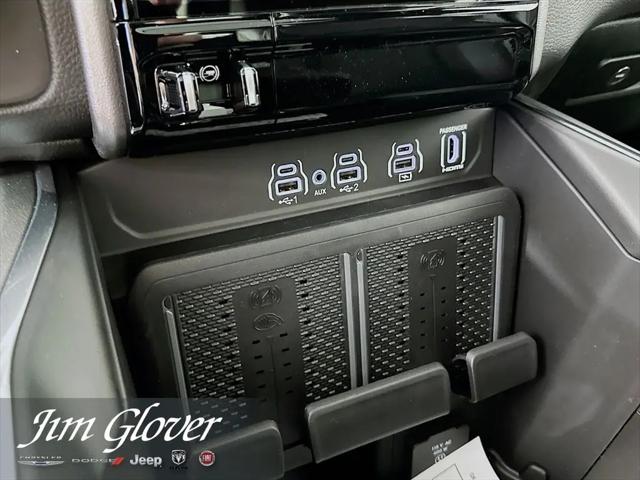 2026 Ram 1500 Laramie Crew Cab 4x4 5'7" Box