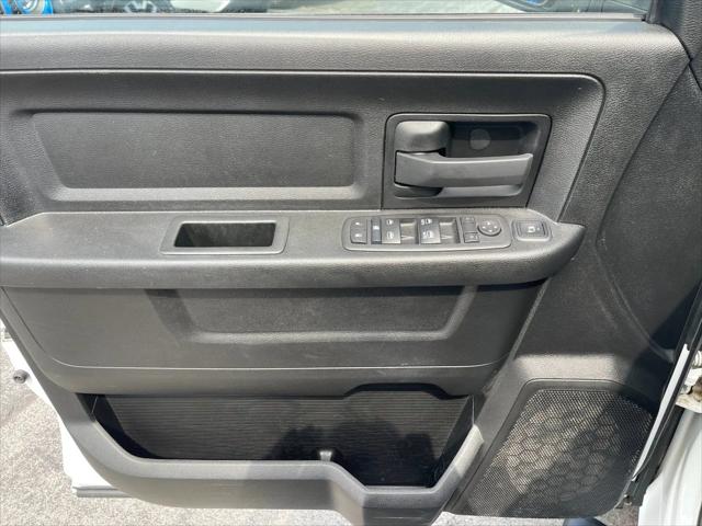 2024 Ram 3500 Tradesman Crew Cab 4x4 8' Box
