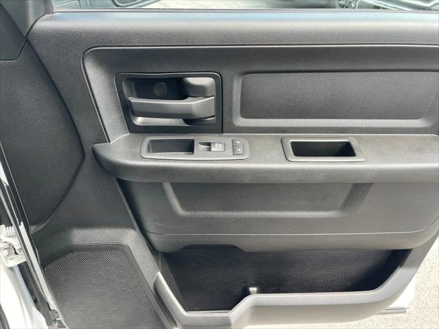 2024 Ram 3500 Tradesman Crew Cab 4x4 8' Box
