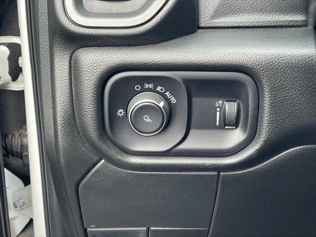 2024 Ram 3500 Tradesman Crew Cab 4x4 8' Box