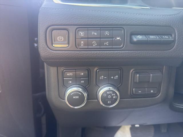 2024 GMC Yukon XL 4WD Denali
