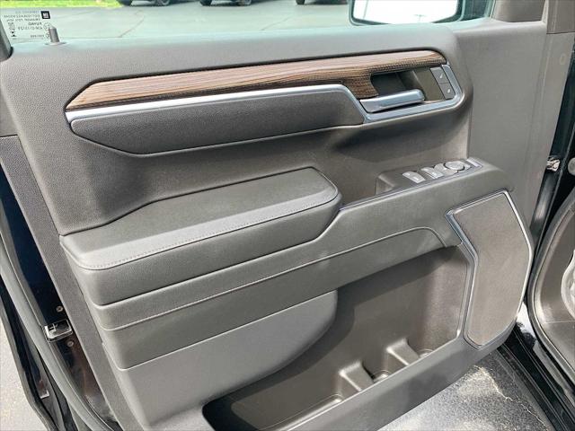 2023 Chevrolet Silverado 1500 4WD Crew Cab Short Bed RST