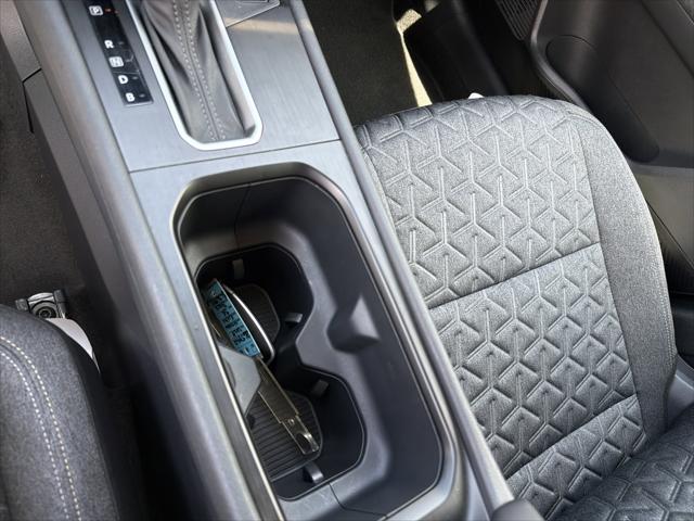 2025 Nissan Kicks SV FWD