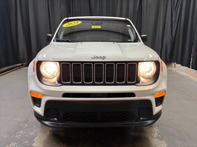 2023 Jeep Renegade Latitude 4x4