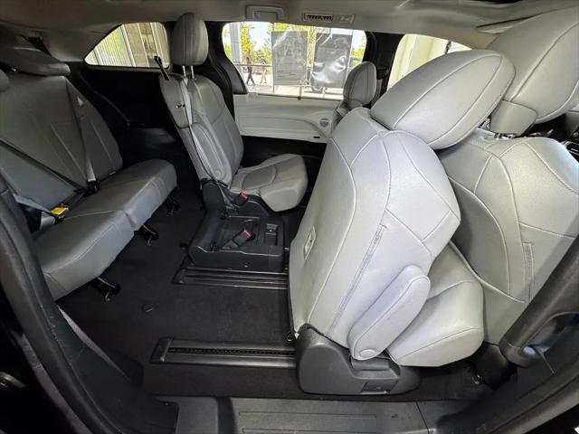 2025 Toyota Sienna XLE