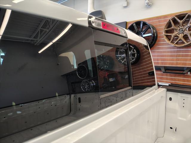 2026 Ram 1500 Express Crew Cab 4x4 57 Box