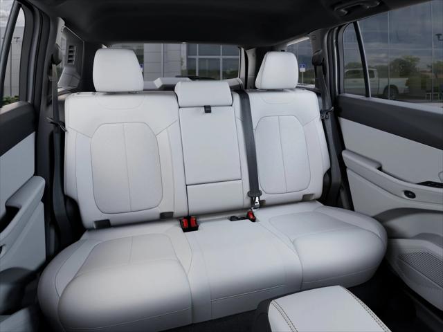 New 2026 Bright White Clear-Coat Exterior Paint Jeep Limited image 47